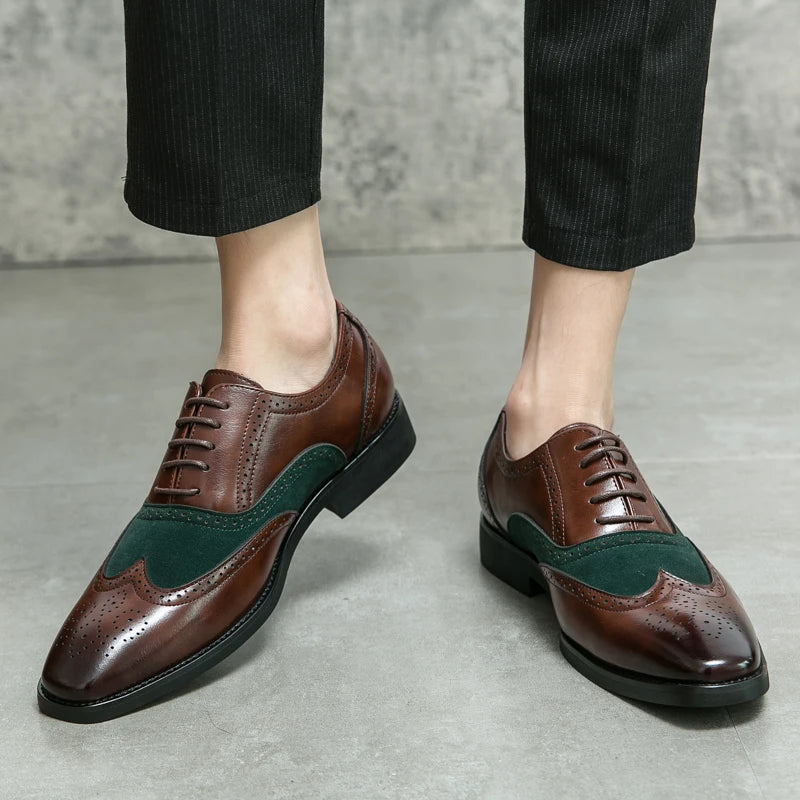 Man Classic Pointed Oxford Shoes