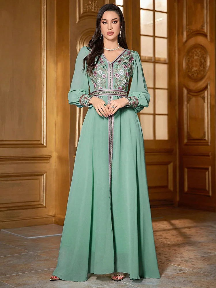 Women's Arabian Style Floral Embroidery  2024 Luxury Elegant Kaftan Jalabiya Eid Dresses